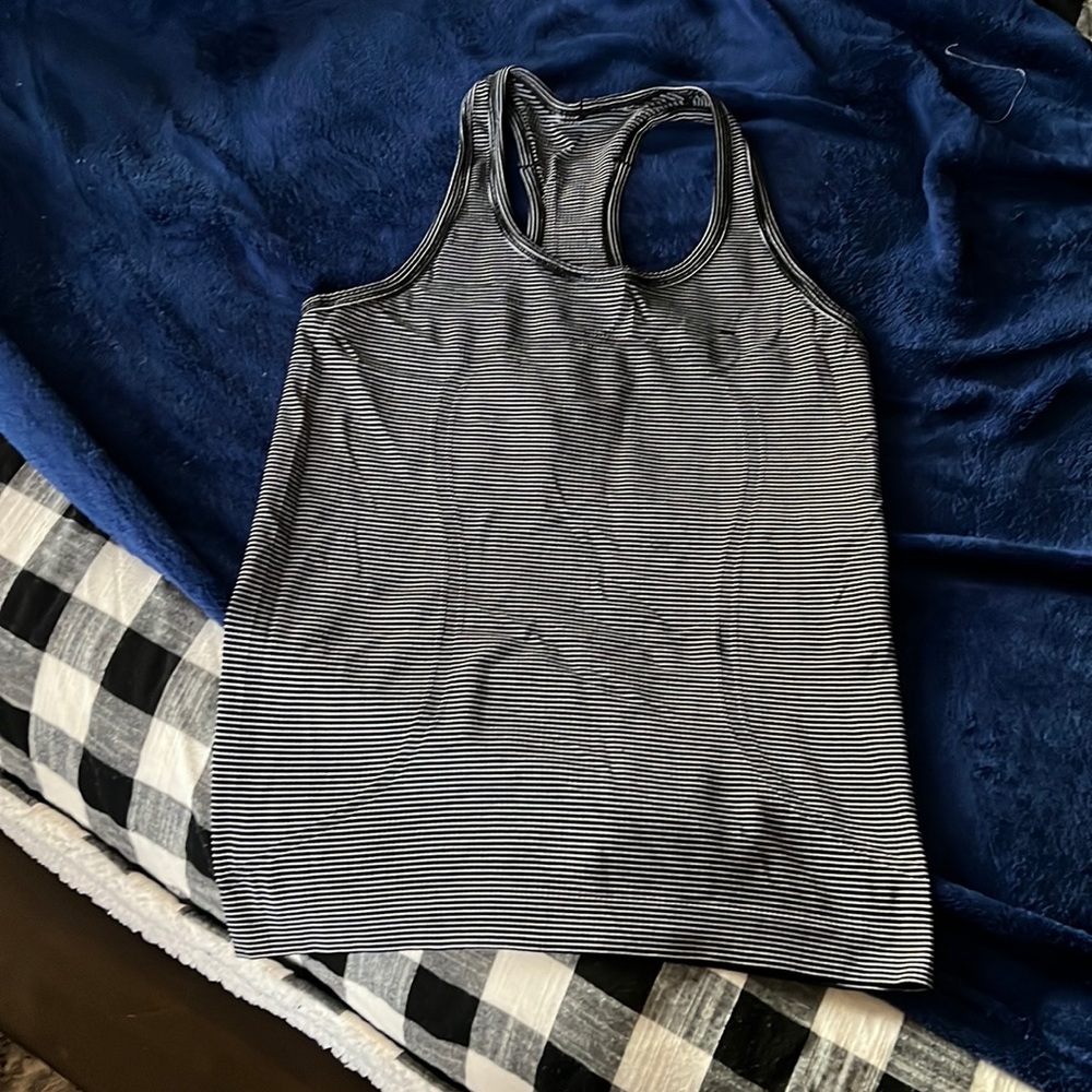 EUC Lululemon Tank